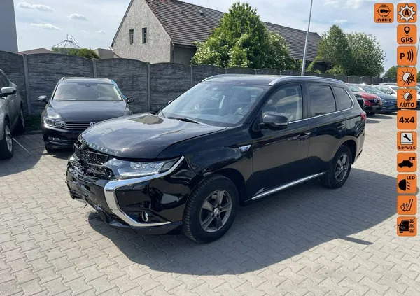 mitsubishi outlander Mitsubishi Outlander cena 49900 przebieg: 128800, rok produkcji 2019 z Ostrów Wielkopolski